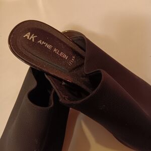 Anne Klein Elegant Black Slip-Ons